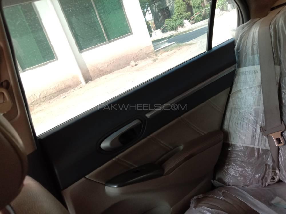 Honda Civic 2007 for Sale in Multan Honda Civic 2007 for Sale in Multan Image-11