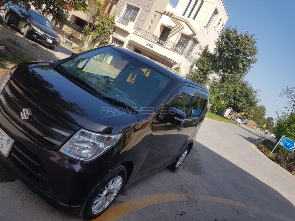 Suzuki Wagon R 2017 for Sale in Lahore Suzuki Wagon R 2017 for Sale in Lahore Image-13