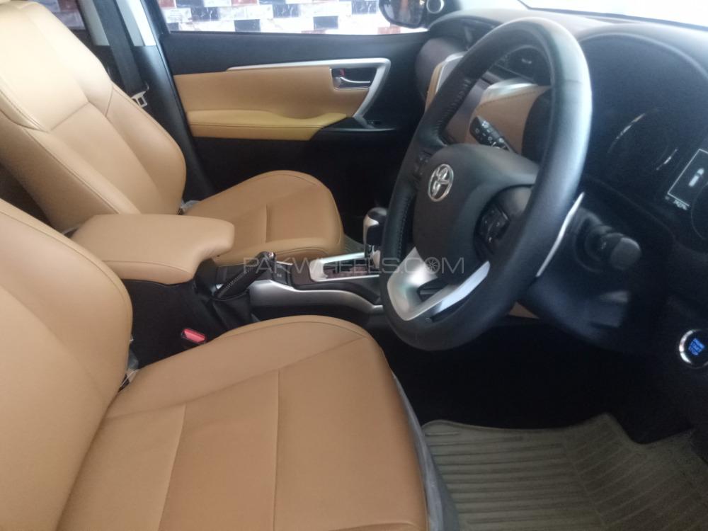 Toyota Fortuner 2018 for Sale in Sargodha Toyota Fortuner 2018 for Sale in Sargodha Image-2