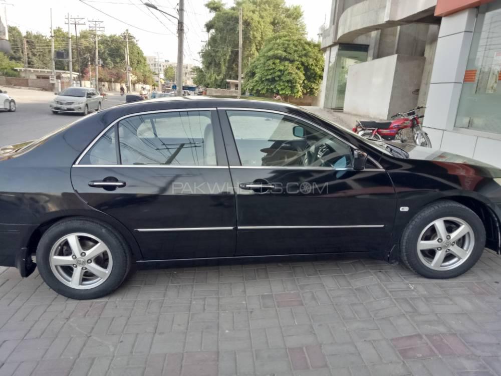 Honda Accord 2005 for Sale in Multan Honda Accord 2005 for Sale in Multan Image-7