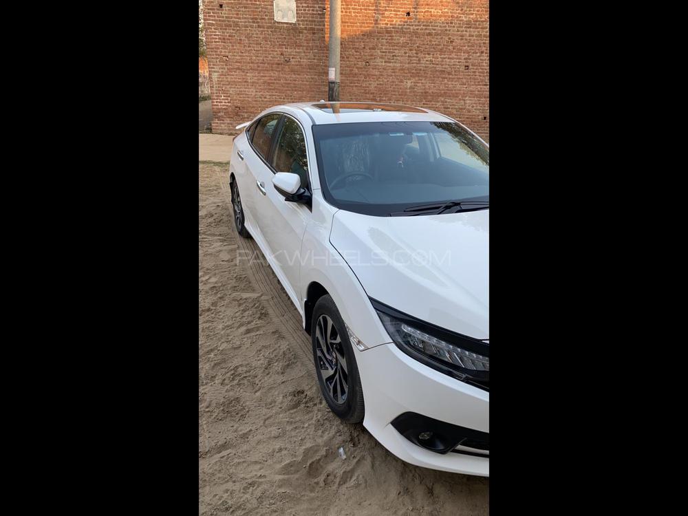 Honda Civic 2019 for Sale in Gujranwala Honda Civic 2019 for Sale in Gujranwala Image-4