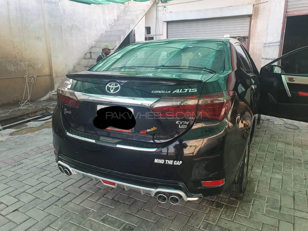 Toyota Corolla 2016 for Sale in Multan Toyota Corolla 2016 for Sale in Multan Image-2