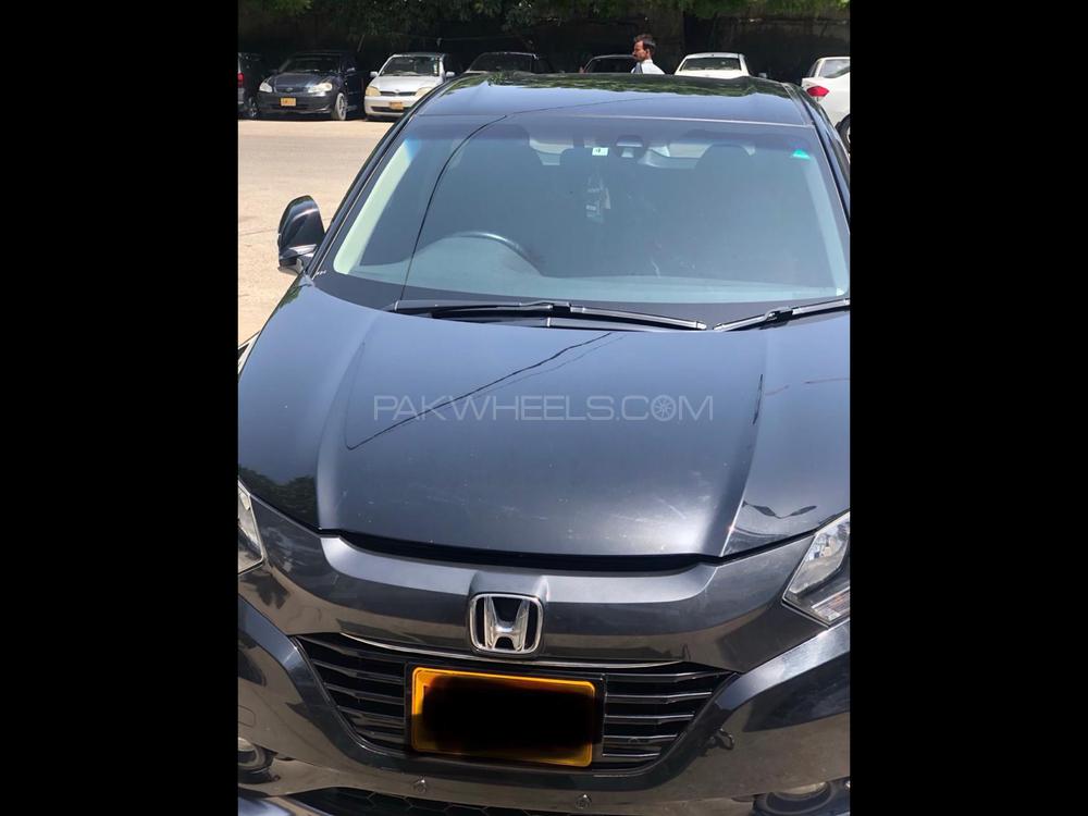 Honda Vezel 2014 for Sale in Karachi Honda Vezel 2014 for Sale in Karachi Image-3