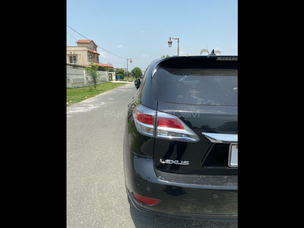 Lexus RX Series 2012 for Sale in Lahore Lexus RX Series 2012 for Sale in Lahore Image-5