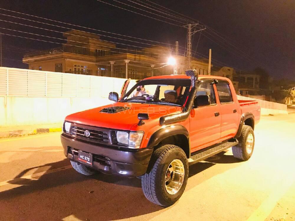 ٹویوٹا پِک اپ 2000 for Sale in پشاور ٹویوٹا پِک اپ 2000 for Sale in پشاور Image-2
