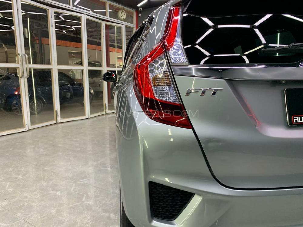 Honda Fit 2014 for Sale in Islamabad Honda Fit 2014 for Sale in Islamabad Image-15