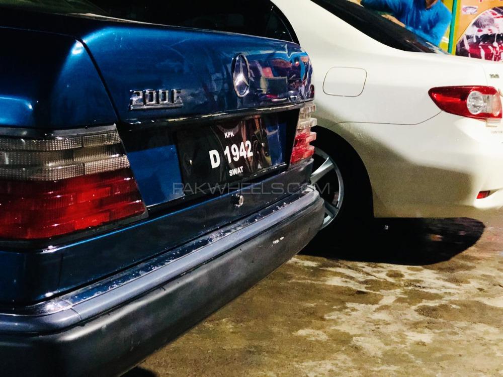 Mercedes Benz E Class - 1992  Mercedes Benz E Class - 1992  Image-5