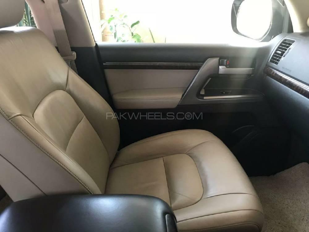 Toyota Land Cruiser 2008 for Sale in Lahore Toyota Land Cruiser 2008 for Sale in Lahore Image-5