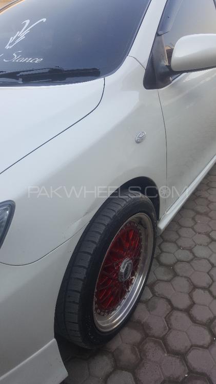 Toyota Corolla Axio - 2012  Toyota Corolla Axio - 2012  Image-12