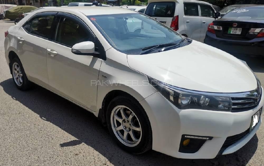 Toyota Corolla 2014 for Sale in Lahore Image-1