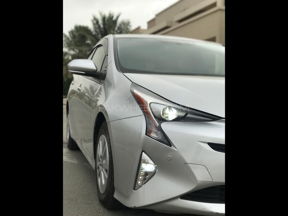 Toyota Prius 2016 for Sale in Karachi Image-1