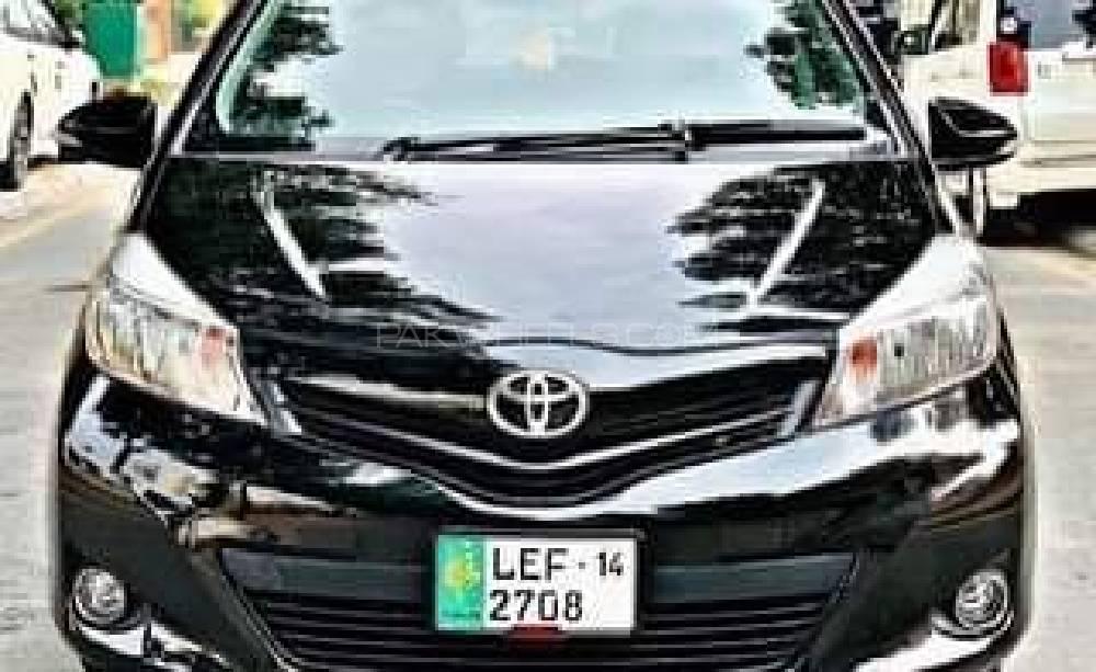Toyota Vitz 2011 for Sale in Lahore Image-1