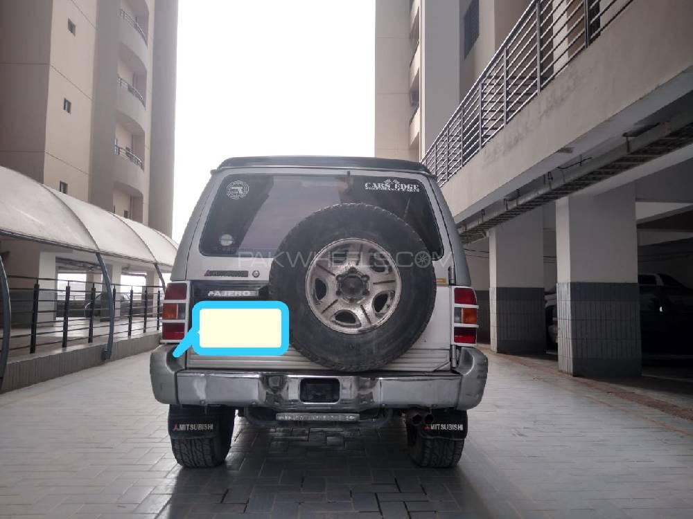 Mitsubishi Pajero 1997 for Sale in Karachi Mitsubishi Pajero 1997 for Sale in Karachi Image-4