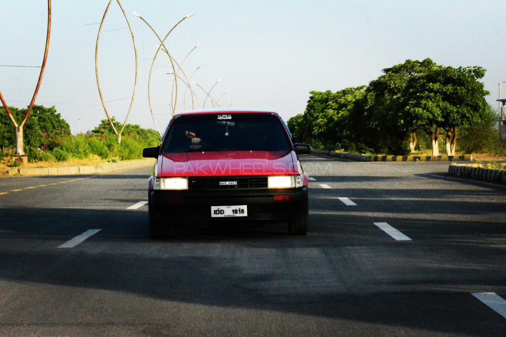 Toyota Corolla - 1986  Toyota Corolla - 1986  Image-2