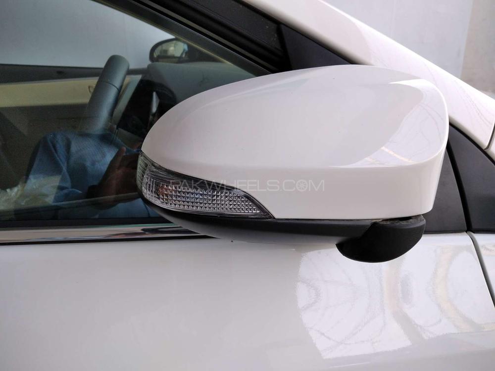 Toyota Corolla 2020 for Sale in Lahore Toyota Corolla 2020 for Sale in Lahore Image-12
