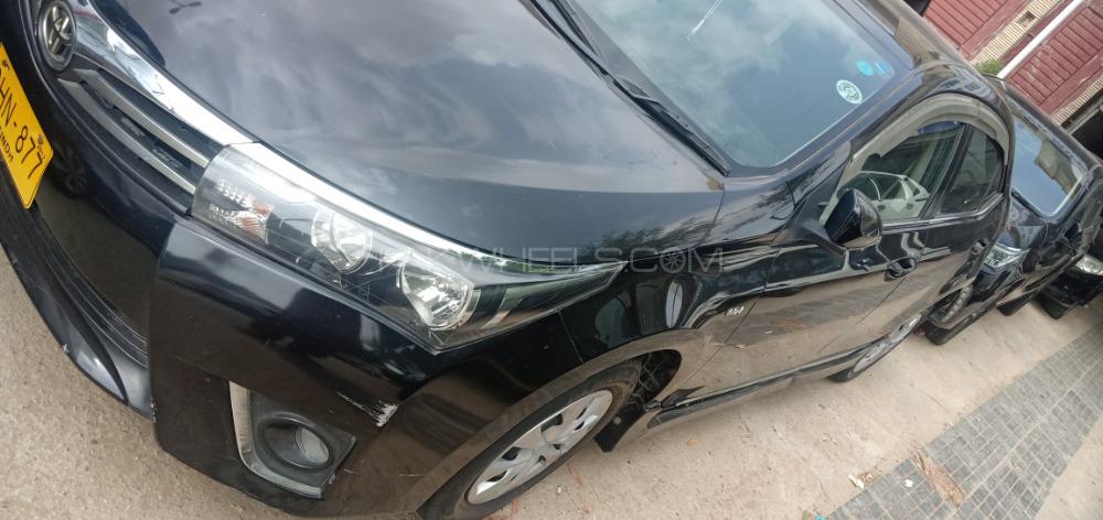Toyota Corolla 2017 for Sale in Karachi Image-1