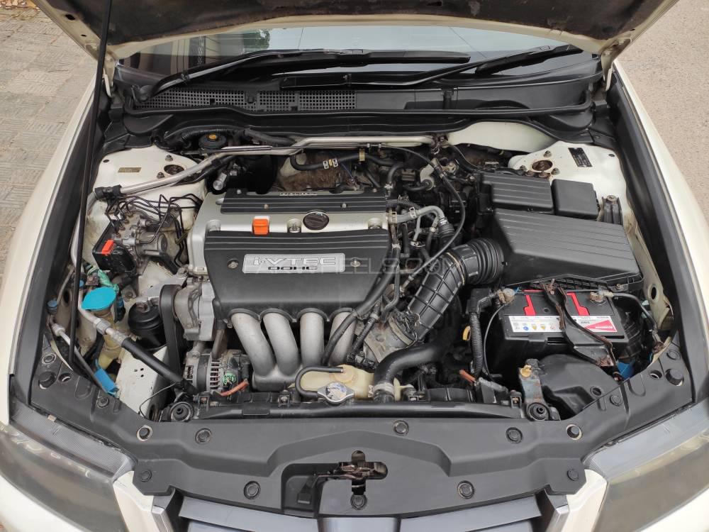 Honda Accord 2004 for Sale in Karachi Honda Accord 2004 for Sale in Karachi Image-12