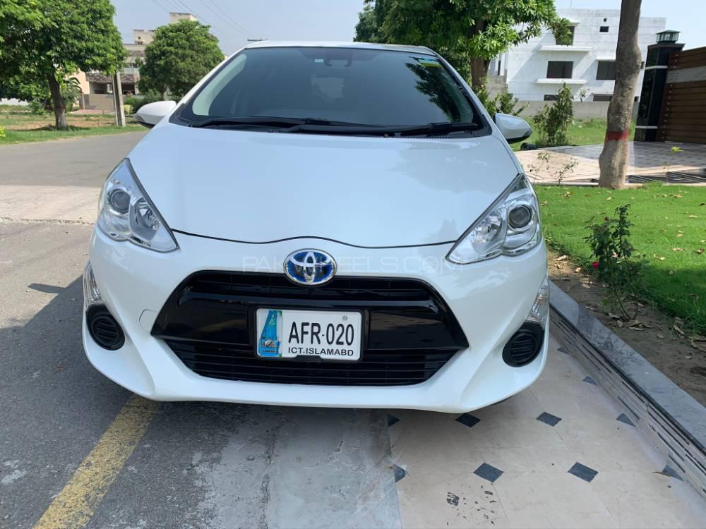 Toyota Aqua 2016 for Sale in Lahore Image-1