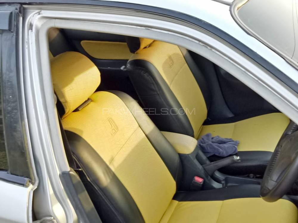Honda Civic 2000 for Sale in Peshawar Honda Civic 2000 for Sale in Peshawar Image-4
