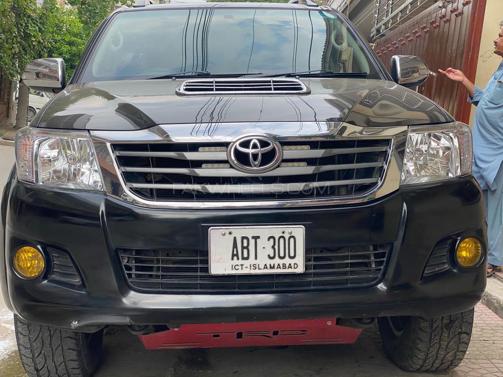Toyota Hilux 2012 for Sale in Islamabad Image-1