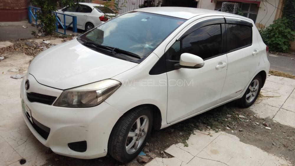 Toyota Vitz 2011 for Sale in Lahore Toyota Vitz 2011 for Sale in Lahore Image-4