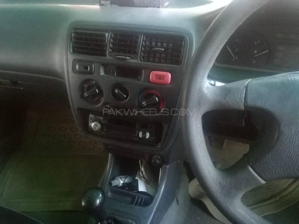 ہونڈا سٹی 2001 for Sale in فیصل آباد ہونڈا سٹی 2001 for Sale in فیصل آباد Image-9