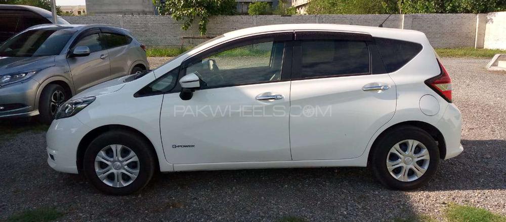 Nissan Note 2018 for Sale in Gujranwala Nissan Note 2018 for Sale in Gujranwala Image-3