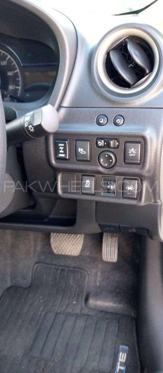 Nissan Note 2018 for Sale in Gujranwala Nissan Note 2018 for Sale in Gujranwala Image-9