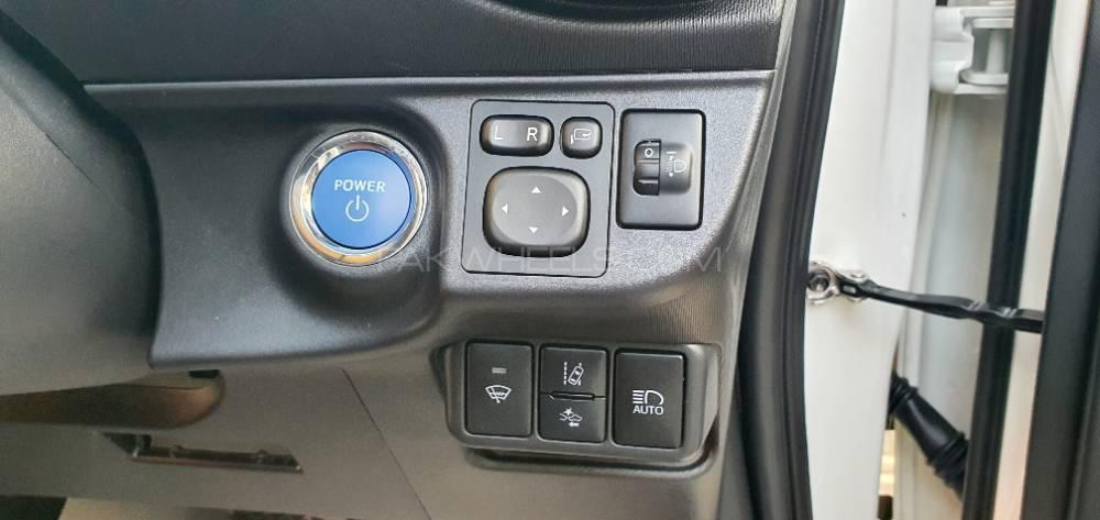 Toyota Aqua 2017 for Sale in Lahore Toyota Aqua 2017 for Sale in Lahore Image-11