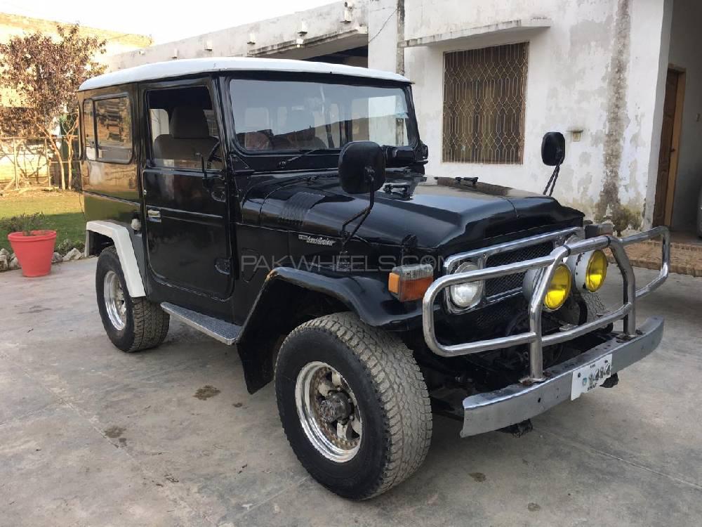 Toyota Land Cruiser 1968 for Sale in Peshawar Toyota Land Cruiser 1968 for Sale in Peshawar Image-10