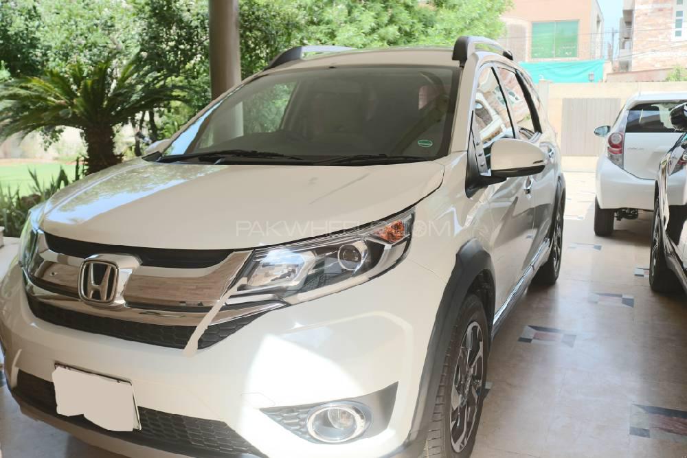 Honda BR-V 2017 for Sale in Faisalabad Image-1