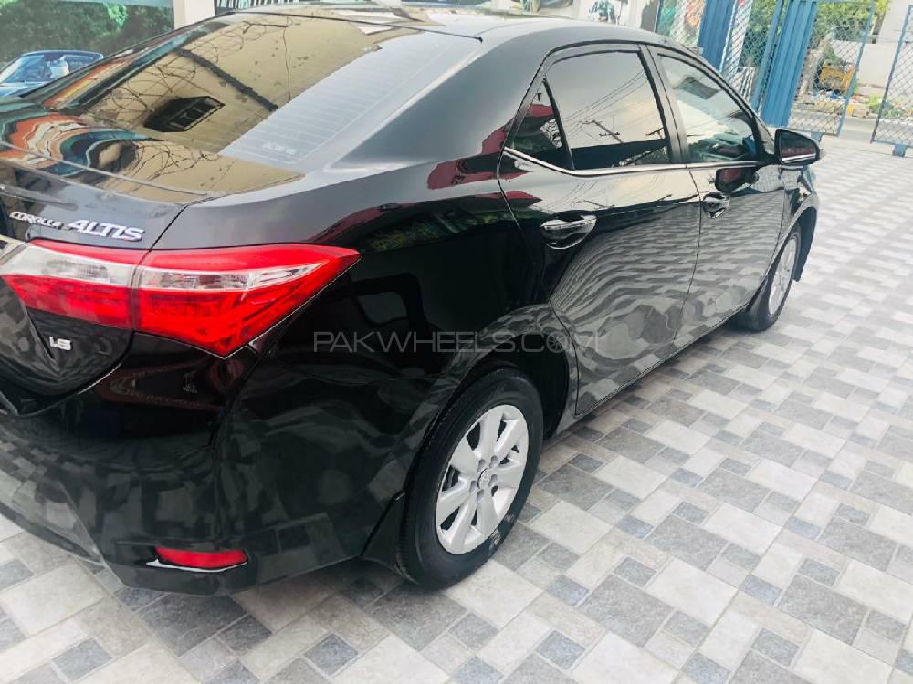 Toyota Corolla 2014 for Sale in Lahore Toyota Corolla 2014 for Sale in Lahore Image-6