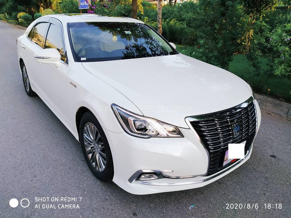 Toyota Crown 2016 for Sale in Islamabad Image-1