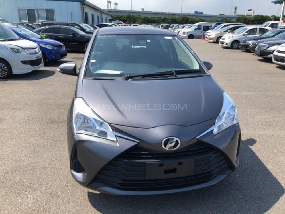 Toyota Vitz 2017 for Sale in Sahiwal Image-1