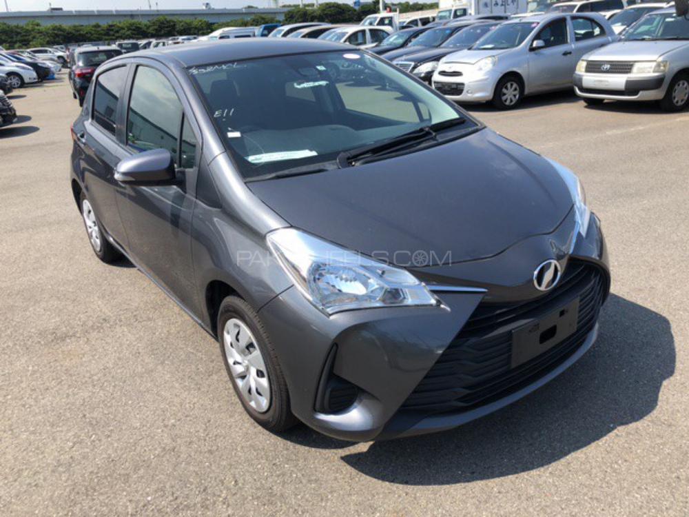 Toyota Vitz 2017 for Sale in Sahiwal Toyota Vitz 2017 for Sale in Sahiwal Image-2