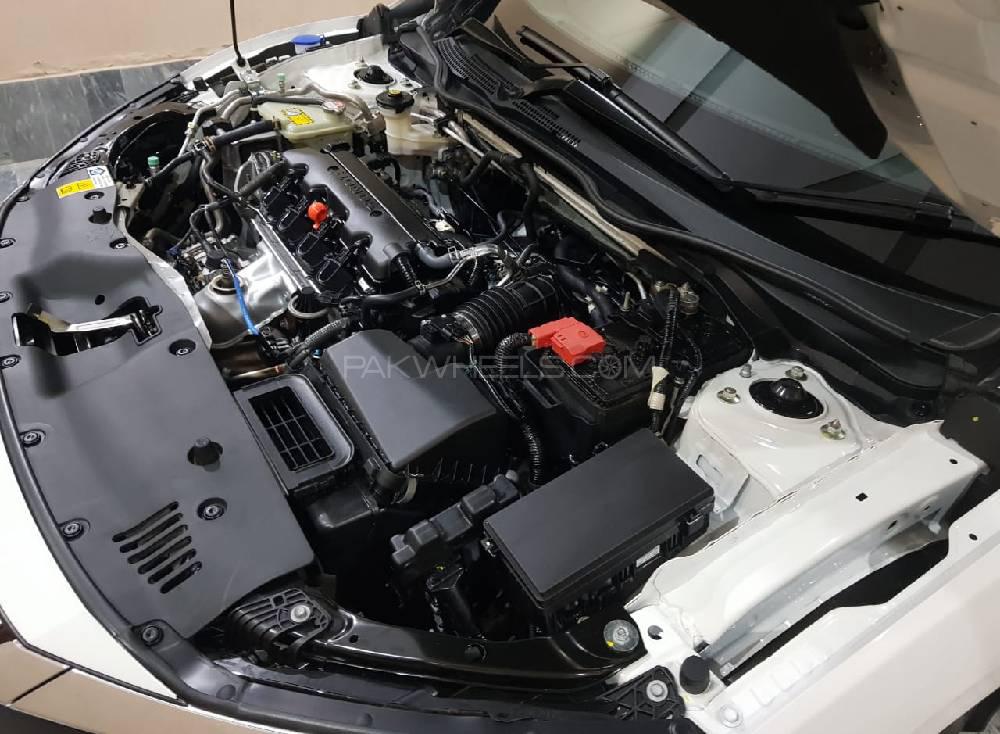 Honda Civic 2017 for Sale in Lahore Honda Civic 2017 for Sale in Lahore Image-12