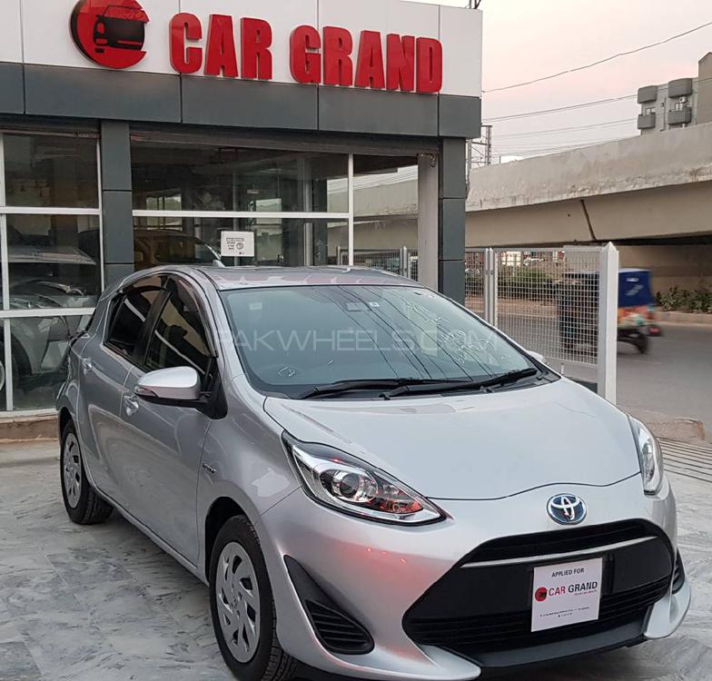 Toyota Aqua 2017 for Sale in Peshawar Image-1