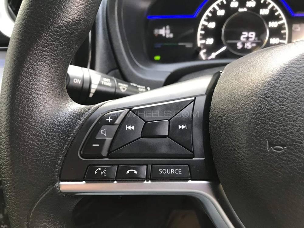 Nissan Note 2018 for Sale in Lahore Nissan Note 2018 for Sale in Lahore Image-9