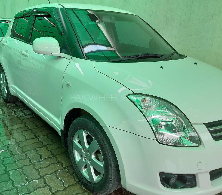 Suzuki Swift 2018 for Sale in Lahore Image-1