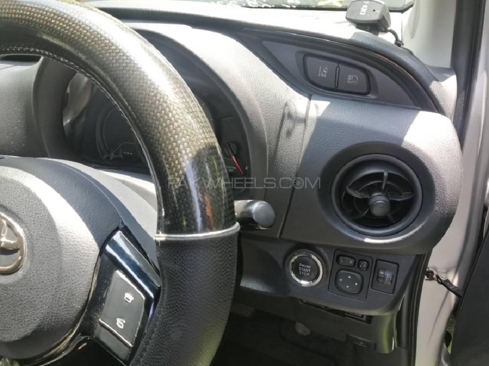 Toyota Vitz 2017 for Sale in Lahore Toyota Vitz 2017 for Sale in Lahore Image-7