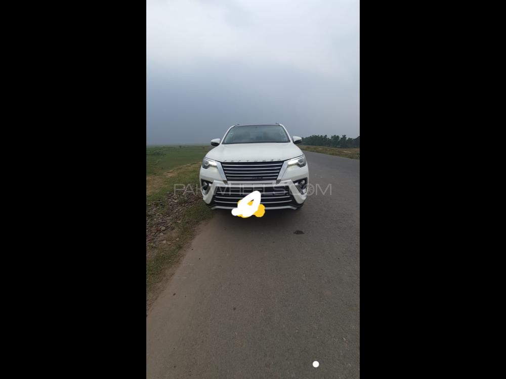 Toyota Fortuner 2018 for Sale in Gujrat Image-1
