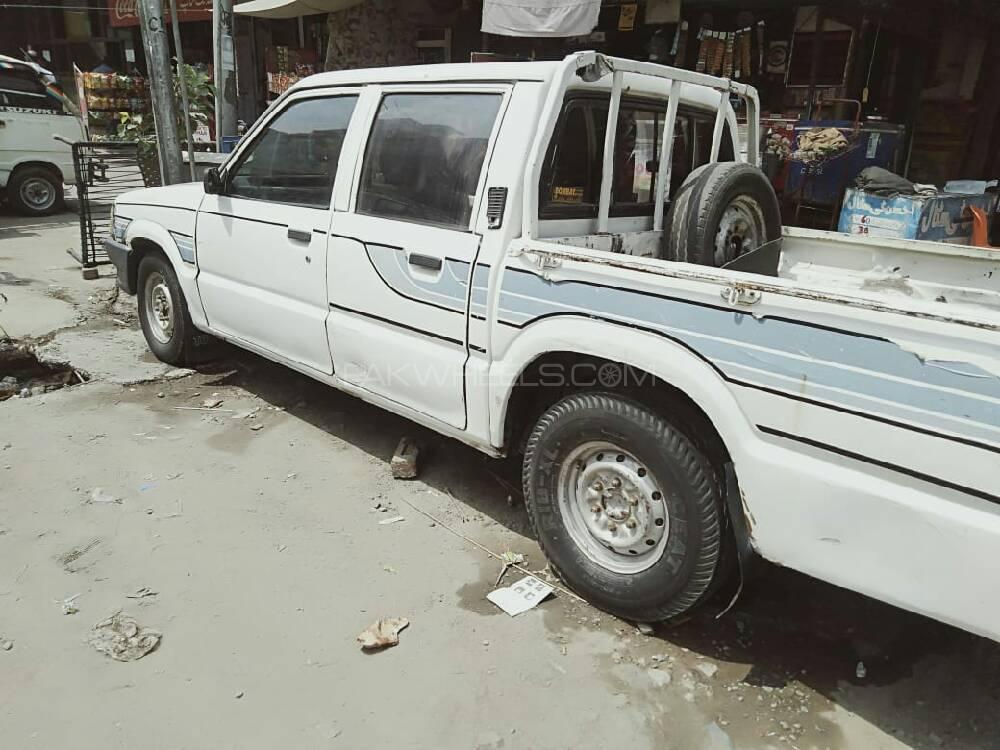 Mazda B2200 1991 for Sale in Faisalabad Image-1