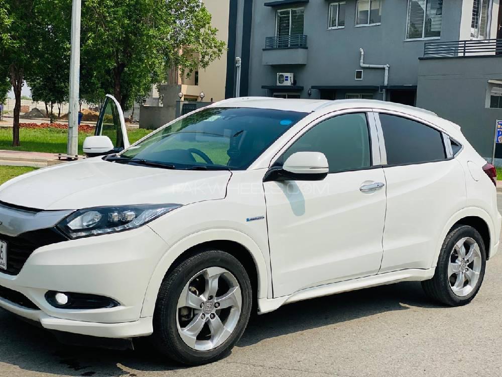 Honda Vezel 2013 for Sale in Lahore Honda Vezel 2013 for Sale in Lahore Image-2