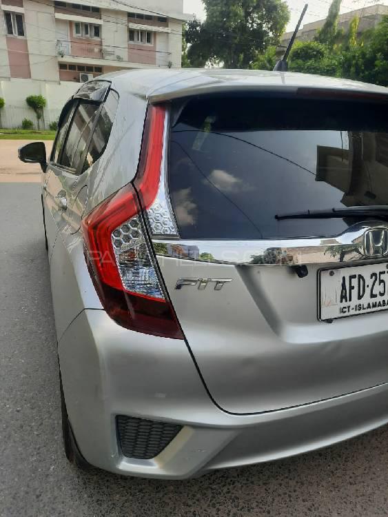 Honda Fit 2015 for Sale in Lahore Honda Fit 2015 for Sale in Lahore Image-7