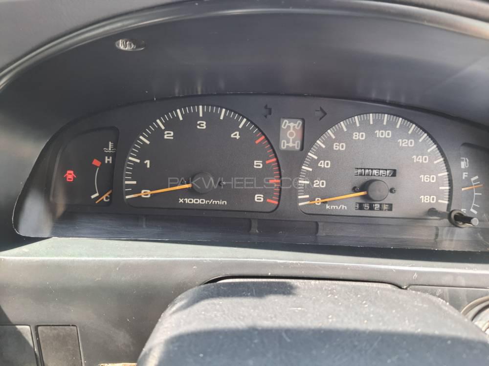 Toyota Surf 1996 for Sale in Lahore Toyota Surf 1996 for Sale in Lahore Image-15