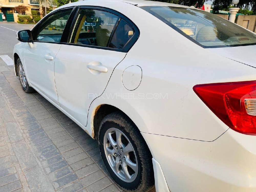 Honda Civic 2015 for Sale in Lahore Honda Civic 2015 for Sale in Lahore Image-10