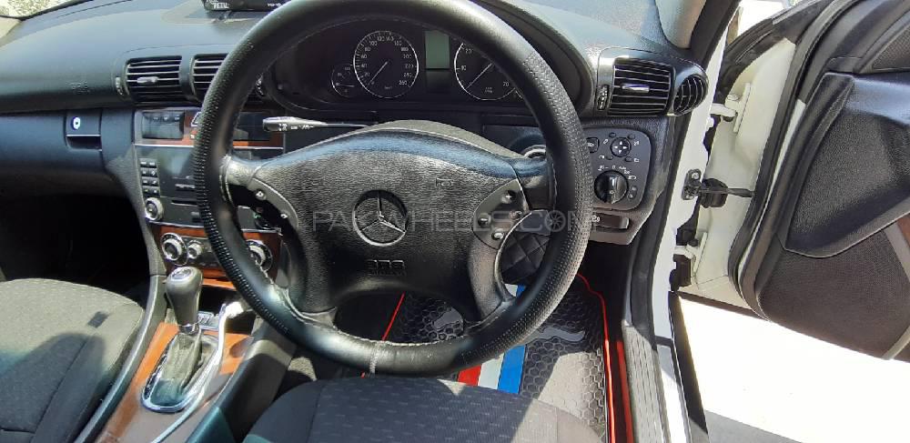 مرسڈیز بینز سی کلاس 2006 for Sale in پشاور مرسڈیز بینز سی کلاس 2006 for Sale in پشاور Image-12