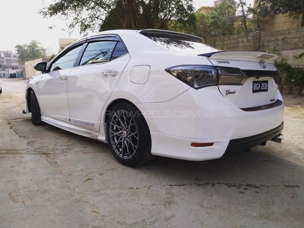 Toyota Corolla - 2016  Toyota Corolla - 2016  Image-2