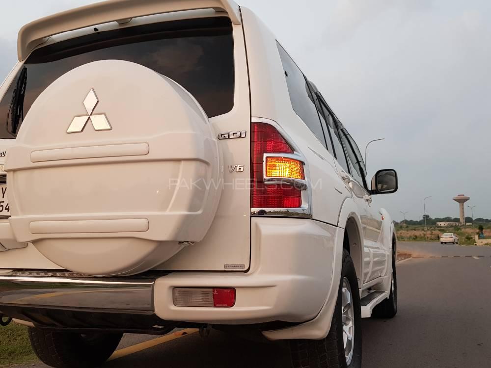 Mitsubishi Pajero 2000 for Sale in Islamabad Mitsubishi Pajero 2000 for Sale in Islamabad Image-7