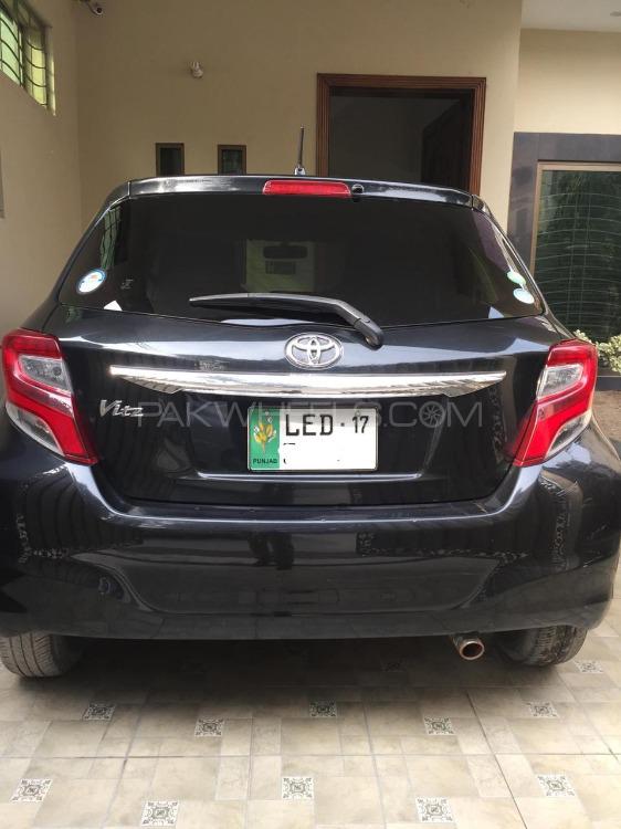 Toyota Vitz 2014 for Sale in Lahore Toyota Vitz 2014 for Sale in Lahore Image-3